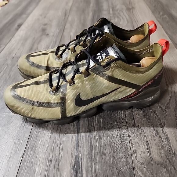 Size 15 - Nike Air VaporMax 2019 'Olive Flak Green - Picture 4 of 7